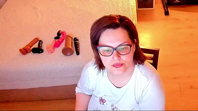 Snapshot of Squirt_Kimm chatting on 16, 5, 2026 Squirt Kimm online show from 16, 5, 2026