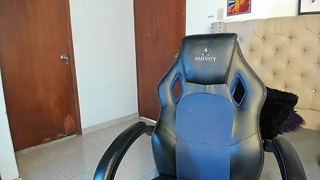 VeronicaBrun online show from 25, 9, 2025