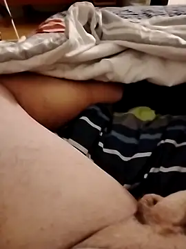 Snapshot of handsomedad69 chatting on 21, 12, 2025 handsomedad69 online show from 21, 12, 2025