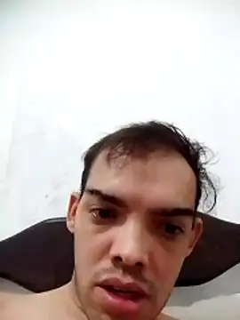 GuilhermeYuree online show from 24, 5, 2026