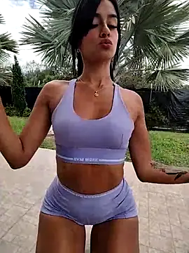 Juliana Xander online show from 13, 10, 2025