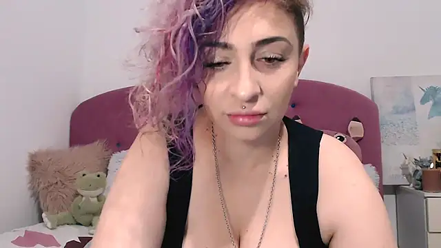 Snapshot of AAARUNY chatting on 3, 11, 2025 AAARUNY online show from 3, 11, 2025