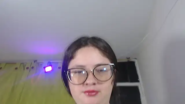 KrystalAdams online show from 6, 6, 2026