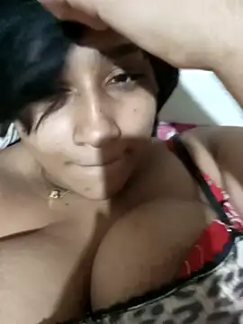 Snapshot of srtsara chatting on 30, 4, 2026 srtsara online show from 30, 4, 2026