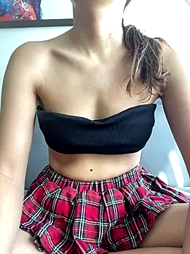 Snapshot of elasuyum chatting on 5, 10, 2025 elasuyum online show from 5, 10, 2025