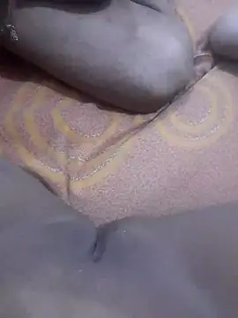 Snapshot of hotnaughty-bhavi chatting on 12, 11, 2025 hotnaughty-bhavi online show from 12, 11, 2025