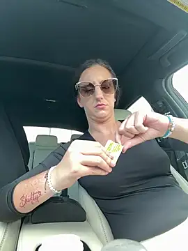 sweetsirenn online show from 1, 10, 2025