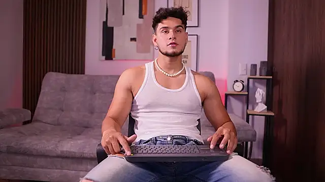 DaviesBrown online show from 28, 10, 2025