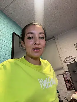 Snapshot of SALOME_KORLAND chatting on 22, 10, 2025 SALOME KORLAND online show from 22, 10, 2025