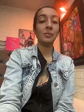 Snapshot of SALOME_KORLAND chatting on 9, 4, 2026 SALOME KORLAND online show from 9, 4, 2026