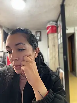 Snapshot of SALOME_KORLAND chatting on 25, 4, 2026 SALOME KORLAND online show from 25, 4, 2026