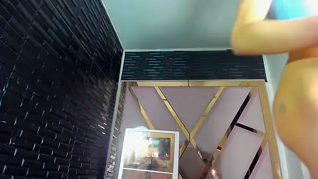 chaniesmith69x online show from 10, 6, 2026