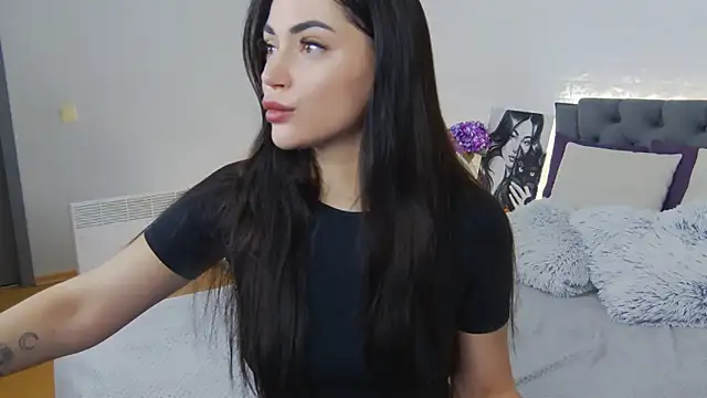 Snapshot of Agnessa chatting on 21, 10, 2025 Agnessa online show from 21, 10, 2025