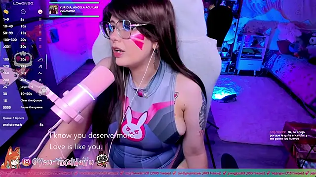 Snapshot of AlyssaRomanova chatting on 29, 9, 2025 AlyssaRomanova online show from 29, 9, 2025