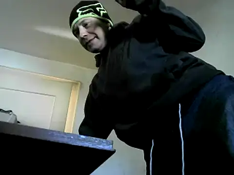 Snapshot of skateboy78 chatting on 19, 3, 2025 skateboy78 online show from 19, 3, 2025