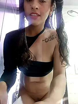 Fox Roxxan online show from 10, 11, 2025