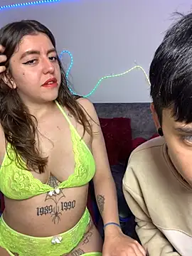 Snapshot of antonelaXantonysex chatting on 7, 10, 2025 antonelaXantonysex online show from 7, 10, 2025