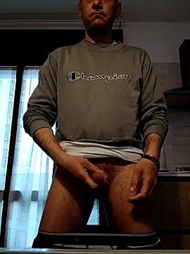 Snapshot of Alessio1987 chatting on 12, 3, 2026 Alessio1987 online show from 12, 3, 2026