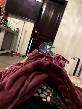 Snapshot of Tunphamdzai chatting on 13, 1, 2026 Tunphamdzai online show from 13, 1, 2026