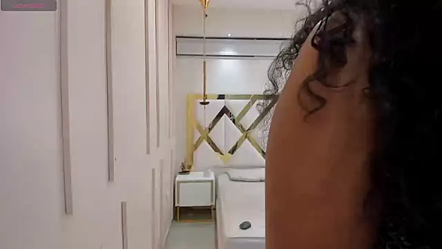 Sweet Lucyy online show from 24, 10, 2025