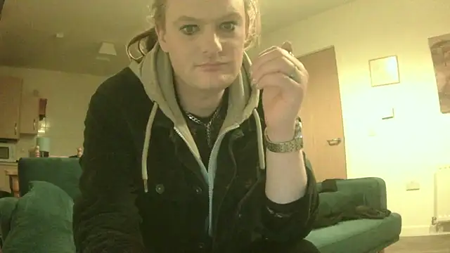 Snapshot of avamaxwell chatting on 8, 4, 2026 avamaxwell online show from 8, 4, 2026