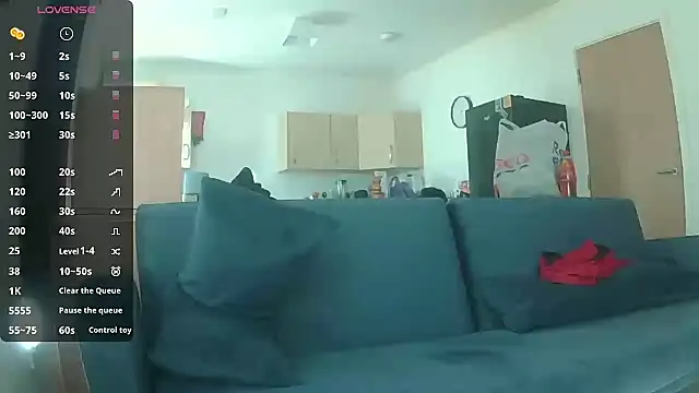 Snapshot of avamaxwell chatting on 14, 4, 2026 avamaxwell online show from 14, 4, 2026