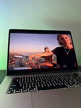 Snapshot of TomasEdisson chatting on 23, 9, 2025 TomasEdisson online show from 23, 9, 2025
