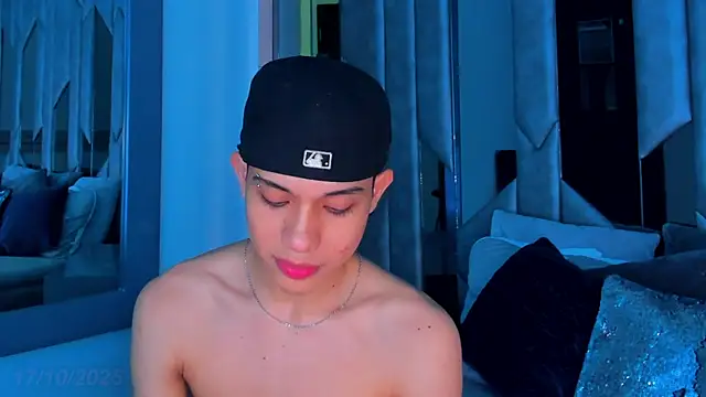 Sebax Young online show from 17, 10, 2025