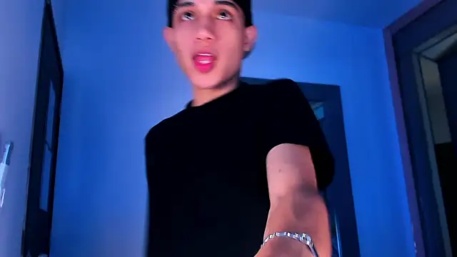 Sebax Young online show from 15, 2, 2026