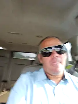 cubanitofeliz40 online show from 1, 10, 2025