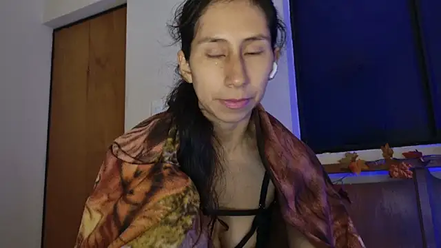  MoonLipson  online show from 18, 10, 2025