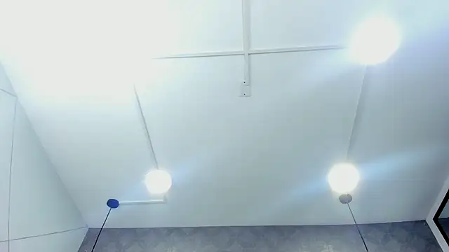 ThaliaCross online show from 28, 9, 2025