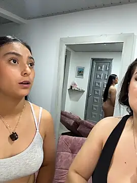 nicolexxaleja online show from 25, 2, 2026