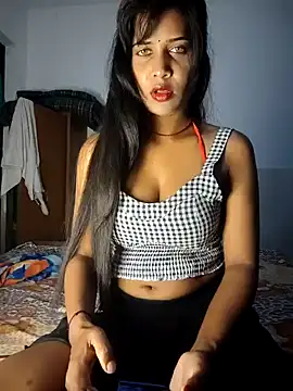 Snapshot of cute_radhikaa chatting on 25, 10, 2025 cute radhikaa online show from 25, 10, 2025