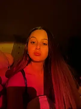 esmeralda diamond69 online show from 5, 4, 2026
