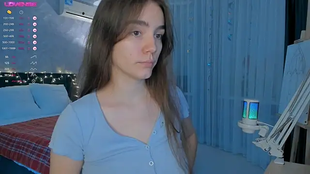 Snapshot of sweete_chantal chatting on 20, 10, 2025 sweete chantal online show from 20, 10, 2025