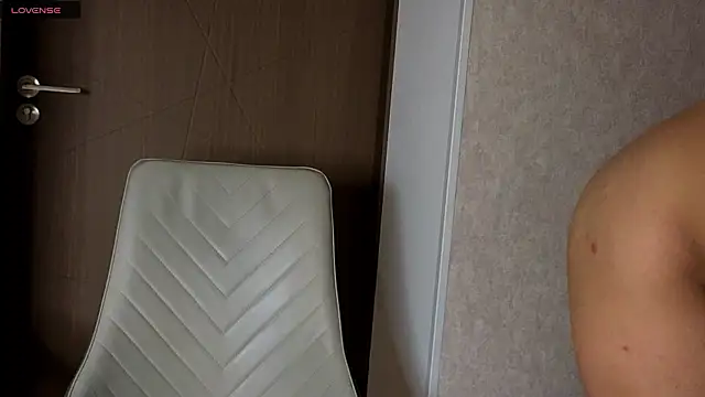 Snapshot of NoFace_Model chatting on 22, 2, 2026 NoFace Model online show from 22, 2, 2026