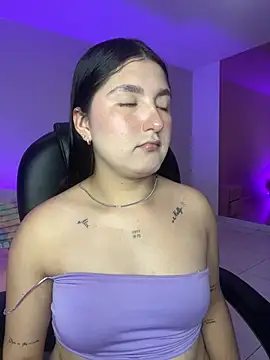 Snapshot of Celestee69 chatting on 2, 2, 2026 Celestee69 online show from 2, 2, 2026