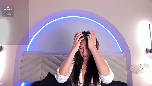 Bella Williiams online show from 19, 6, 2026