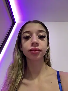 Snapshot of OdetteMason chatting on 5, 2, 2026 OdetteMason online show from 5, 2, 2026