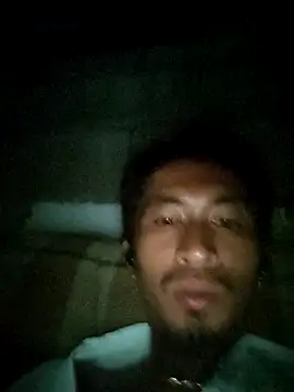 Enriquezandrei online show from 5, 2, 2026