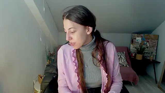 BonniePearson online show from 28, 9, 2025