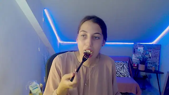 BonniePearson online show from 30, 9, 2025