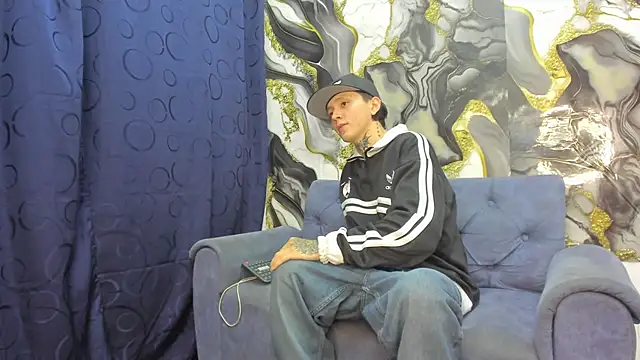 StraightBoy Nick online show from 28, 5, 2026