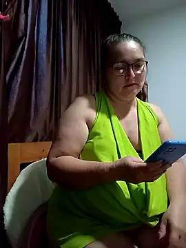 Snapshot of Kasandra_000 chatting on 15, 12, 2025 Kasandra 000 online show from 15, 12, 2025