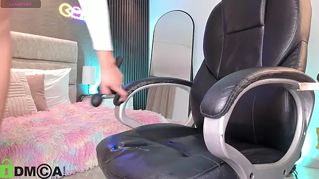 Arinextdoor online show from 25, 3, 2026