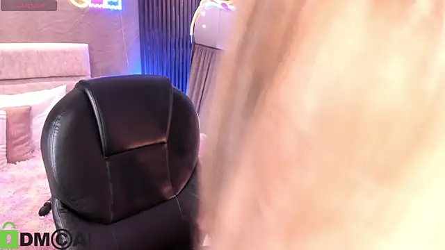 Arinextdoor online show from 7, 4, 2026