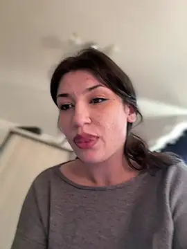 ScarletBloom  online show from 12, 4, 2026