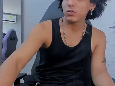 Xfire boy69 online show from 16, 9, 2025