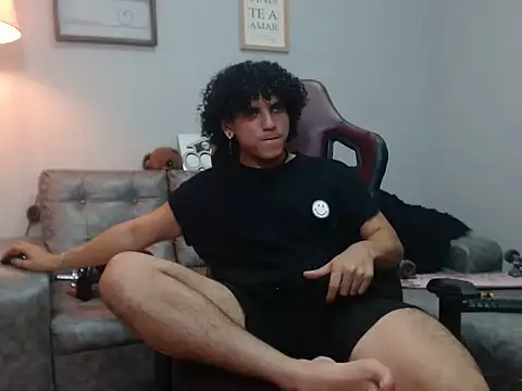 Xfire boy69 online show from 6, 11, 2025